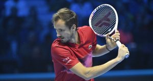 Open d&rsquo;Australie > Medvedev, devenu papa pour la deuxième fois : « C’est la vie sur le circuit : le bébé est né et le lendemain, j’ai dû prendre un vol de 24 heures pour rejoindre l’Australie, avec un décalage horaire de 10 heures. Mais cela ne me dérange pas »