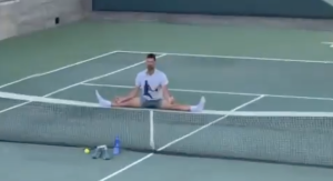 ATP, Insolite, Vidéos > Novak Djokovic surprend tout le monde avec une vidéo invraisemblable