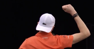 ATP – Rolex Paris Masters, Vidéos > Déchaîné, Humbert mystifie Alcaraz avec la spéciale Nadal
