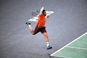 Après avoir tenu tête au numéro 3 mondial Alexander Zverev au Rolex Paris Masters, l&rsquo;horizon semble dégagé pour Arthur Fils