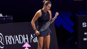 Aryna Sabalenka intraitable gagne son billet pour la demi-finale