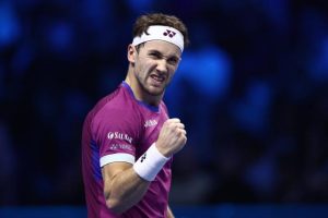 Casper Ruud avant son match contre Jannik Sinner en demies des Finales ATP (Tennis)