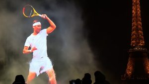 Le voilà projeté à côté de la Tour Eiffel: à Paris aussi, Rafael Nadal a eu droit à un vibrant hommage