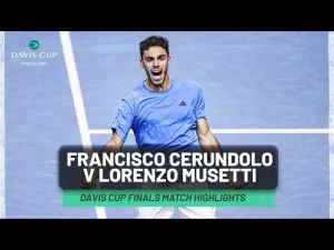 Moments forts de Musetti contre Cerundolo, Italie contre Argentine, Coupe Davis 2024