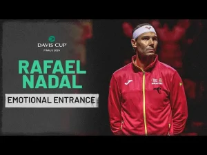Presque en larmes, Rafael Nadal lors de la cérémonie d&rsquo;avant-match à Malaga, Coupe Davis 2024.
