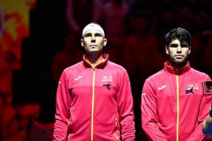 Rafael Nadal ému aux larmes lors de l&rsquo;hymne espagnol avant son match de Coupe Davis