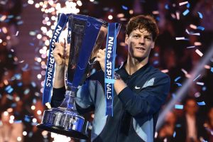 Tennis : Jannik Sinner remporte les Masters ATP à domicile