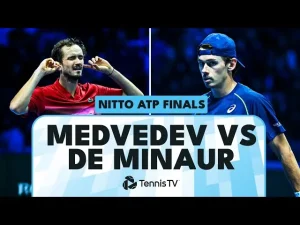 Vidéo: Highlights from Medvedev vs De Minaur in group stage of the ATP Finals (Masters)