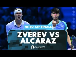 Vidéo: Moments forts de la bataille épique Zverev contre Alcaraz lors de la phase de groupes des ATP Finals (Masters)