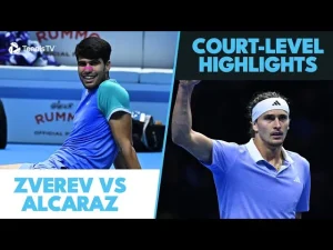 Vidéo: Moments forts de l&rsquo;énorme bataille entre Zverev et Alcaraz en phase de groupes du ATP Finals (Masters)