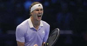 Zverev en patron en demi-finales, Alcaraz éliminé – rts.ch