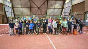 Aucamville. Le père Noël en visite au club de tennis