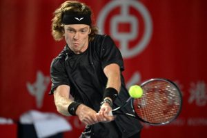 « Dans le tennis, les règles sont super strictes »