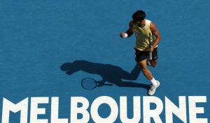 Alcaraz à l’entraînement avec Mpetshi Perricard à Melbourne
