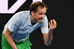 Au bout de la nuit, Tien élimine Medvedev de l’Open d’Australie !