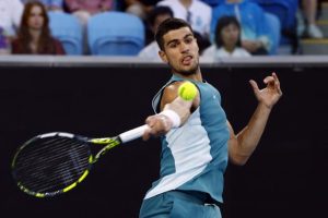Carlos Alcaraz domine Alexander Shevchenko et se qualifie pour le 2e tour de l&rsquo;Open d&rsquo;Australie