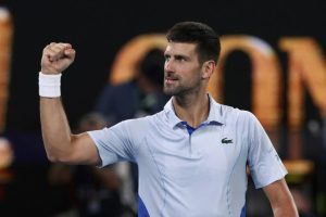 Djokovic cède encore un set contre Faria mais sera bien au troisième tour de l’Open d’Australie
