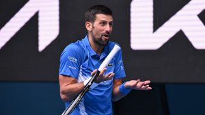 Djokovic fan du coaching rapproché mais opposé aux micros des TV