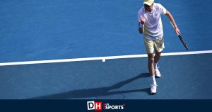 En souffrance face à Rune, le numéro un mondial Jannik Sinner remporte un point complètement fou (VIDÉO)