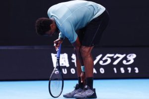 Gaël Monfils abandonne contre Ben Shelton en huitièmes de finale de l&rsquo;Open d&rsquo;Australie