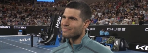 Insolite, Open d&rsquo;Australie > Alcaraz chambreur après sa victoire au premier tour : « Je suis désolé, mais je vais me mettre premier. Nadal deuxième. Sinner troisième »