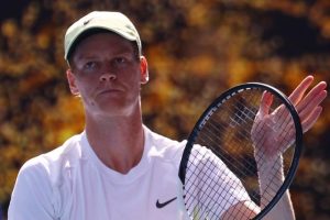 Jannik Sinner encore un peu plus proche des plus grands de l&rsquo;Open d&rsquo;Australie