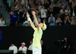 Jannik Sinner implacable remporte son deuxième titre à Melbourne