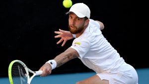 « Je me suis réveillé par terre », Moutet raconte son malaise avant son match contre Tien