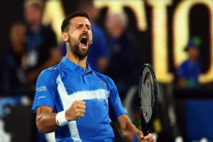 Novak Djokovic facilement qualifié en huitièmes de l&rsquo;Open d&rsquo;Australie après sa victoire contre Tomas Machac