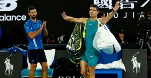 Open d&rsquo;Australie > Paul McNamee sur Alcaraz, encore battu par Djokovic : « Croyez-le ou non, il cherche encore sa voie. Je ne peux pas le critiquer »