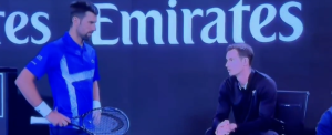 Open d&rsquo;Australie, Vidéos > La grande discussion en plein match entre Novak Djokovic et Andy Murray