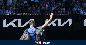 Open d&rsquo;Australie: le décuple vainqueur Novak Djokovic abandonne en demi-finale contre Alexander Zverev