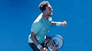 Open de tennis d’Australie : Gaël Monfils bat l’Américain Taylor Fritz, le 4e mondial, et prolonge son rêve