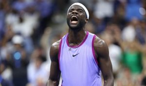 Rinderknech s&rsquo;incline à l&rsquo;Open d&rsquo;Australie face à Tiafoe, qui a été pris de vomissements