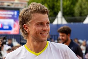 « S&rsquo;entraîner avec les meilleurs, ça nous rend meilleurs » (Tennis)