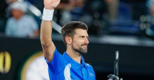 Tennis – Open d&rsquo;Australie (H) : Alcaraz déroule, Djokovic laisse filer un set