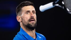 Tennis : «Ringard», Djokovic se fait insulter en direct !