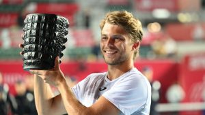 Tennis : combien va gagner le Français Alexandre Müller grâce à son premier titre, décroché ce dimanche au tournoi de Hong Kong
