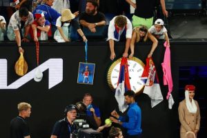 Tony Jones présente ses excuses, Novak Djokovic affirme « passer à autre chose »