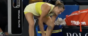 Vidéos, Open d&rsquo;Australie > L&rsquo;énorme frustration de Sabalenka, privée d&rsquo;un triplé historique