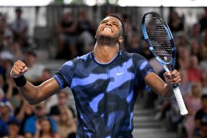 en claquant 19 aces, Giovanni Mpetshi Perricard file en demies à Brisbane et attend Novak Djokovic