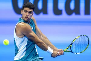 Alcaraz tombe face à Lehecka à Doha