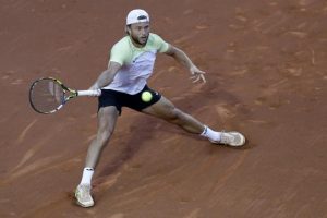 Alexandre Müller battu en finale à Rio, Sebastian Baez conserve son titre