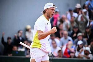 Alexandre Müller domine Etcheverry et file en quarts de finale à Rio