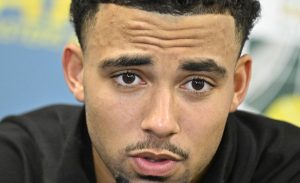 Roland Garros, France > La réaction à chaud d&rsquo;Arthur Fils sur l’annonce de Caroline Garcia : « Ça m’étonne. Je n&rsquo;aurais pas pensé, voilà. Je pensais qu&rsquo;elle allait jouer encore quelques années. Après… »