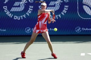 Elena Rybakina écarte Paula Badosa après avoir sauvé six balles de match et se qualifie pour les quarts de finale à Dubaï