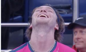 Insolite, ATP – Doha > Andrey Rublev fait toujours aussi peur , jusqu&rsquo;où ira-t-il ?