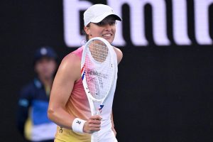 Swiatek bat Noskova en 2h30 à Doha