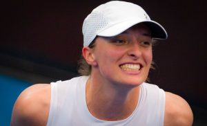 WTA > Rennae Stubbs tire la sonnette d&rsquo;alarme pour Swiatek : « Est-ce qu&rsquo;il y a de l&rsquo;inquiétude ? Absolument. Lorsque vous n&rsquo;avez pas confiance en vous, il y a de petites choses qui commencent à s&rsquo;immiscer dans votre cerveau et vous devez les éliminer »