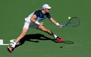 Draper met fin au parcours de Brooksby pour rejoindre les huitièmes de finale